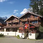 מלון Alpenhof