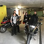 Alpenhof מלון 3*